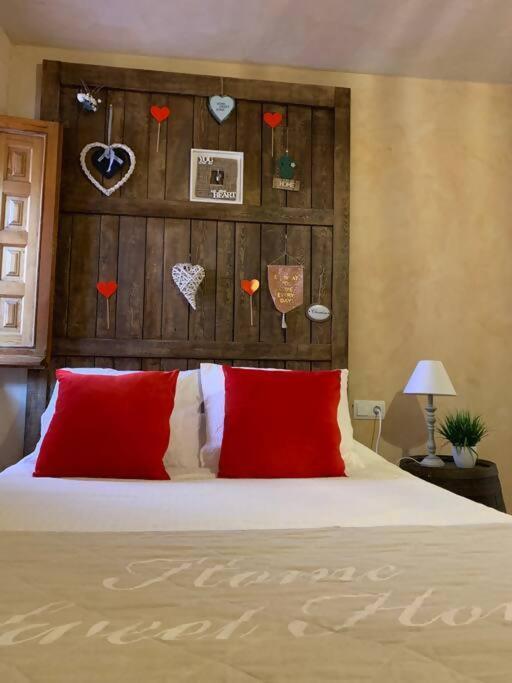 Luxury Danna Plaza Mayor เกว็งกา ภายนอก รูปภาพ